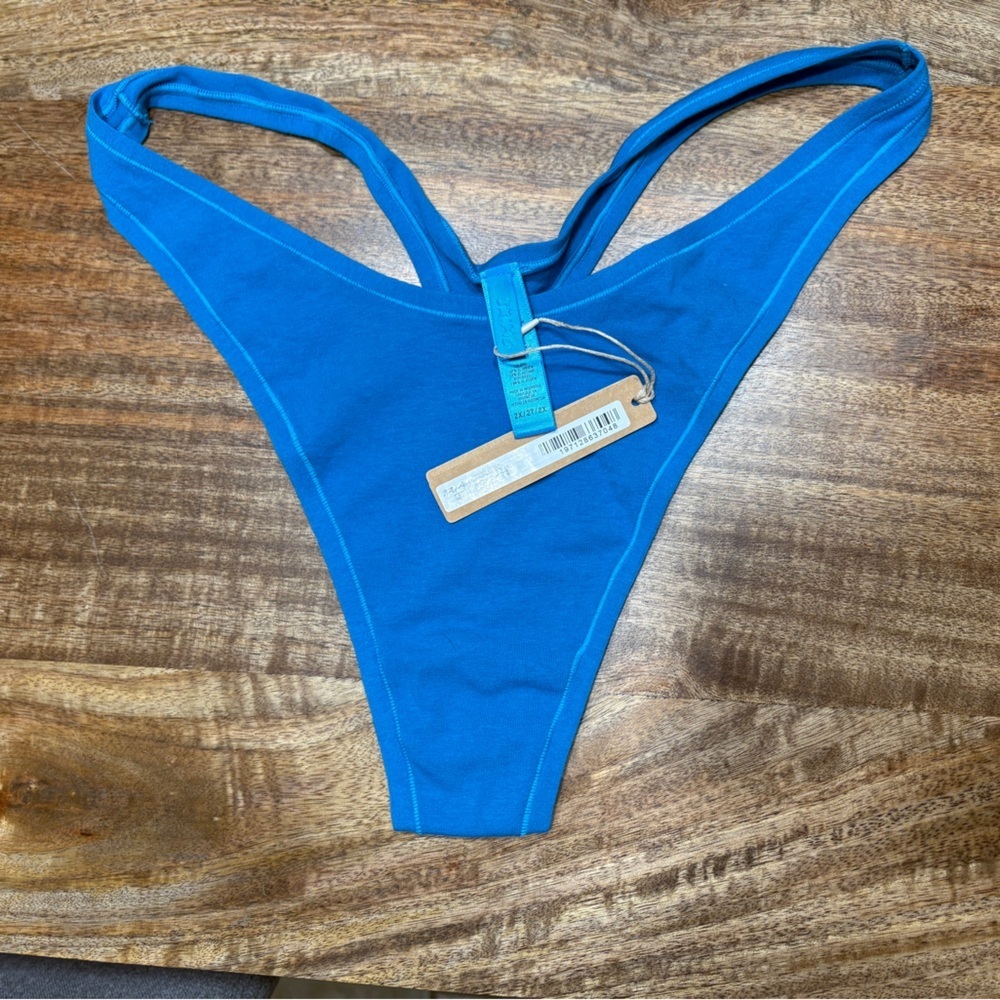 Skims New Cotton Jersey Dipped Thong MyKonos 2X